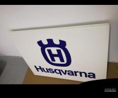 Insegna luminosa originale Husqvarna