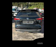 FANALE POSTERIORE SINISTRO LEXUS NX300 2016anno