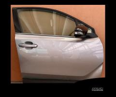 PORTA ANTERIORE DESTRA TOYOTA C-HR 2016-2024anno