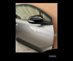 PORTA ANTERIORE DESTRA TOYOTA C-HR 2016-2024anno