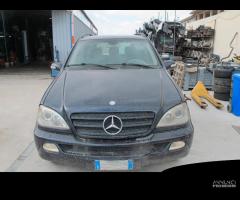 Ricambi Mercedes ML 270 CDI 2003 (SENZA PARAURTI) - 1