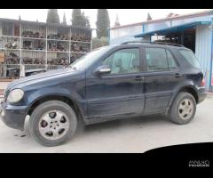 Ricambi Mercedes ML 270 CDI 2003 (SENZA PARAURTI) - 7