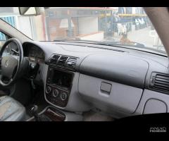 Ricambi Mercedes ML 270 CDI 2003 (SENZA PARAURTI) - 9