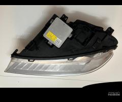 FARO XENON ANTERIORE DESTRO VOLVO V70 2010anno