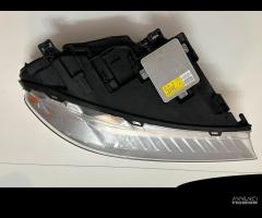 FARO XENON ANTERIORE SINISTRO VOLVO V70 2010anno