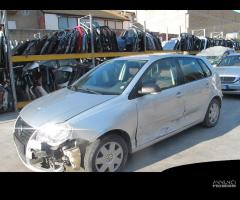 Ricambi usati VW Polo 9N 1.4 tdi 6v motore amf - 2