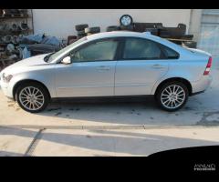 Ricambi usati per VOLVO S40 T5 AWD - 23