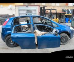 Ricambi usati per FIAT GRANDE PUNTO 1.2 B 2006 - 7