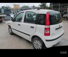 Ricambi usati per FIAT PANDA 1.2 B 2012