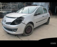 Ricambi usati per RENAULT CLIO 1.5 DCI 2007