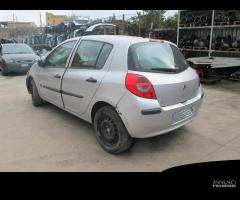 Ricambi usati per RENAULT CLIO 1.5 DCI 2007