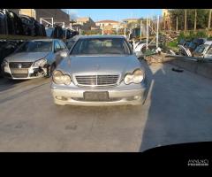 Ricambi usati mercedes c220 cdi w203 anno 2004