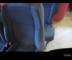 Tappezzeria sedili interni toyota rav4 2014 - 12