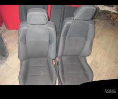 Tappezzeria sedili interni toyota rav4 2014 - 17