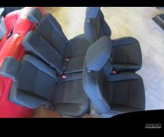 Tappezzeria sedili interni toyota rav4 2014 - 26