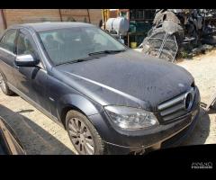 RICAMBI USATI MERCEDES C220 CDI 646811 125kw 170cv