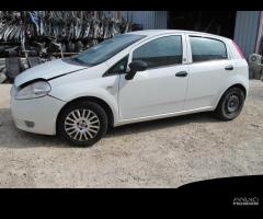 Ricambi usati fiat grande punto 1.3 multi jet 2011