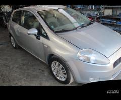 Ricambi usati grande punto 1.3 multijet 66kw 90cv