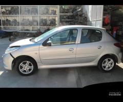 Ricambi usati per PEUGEOT 206 1.4 HDI 70 CV