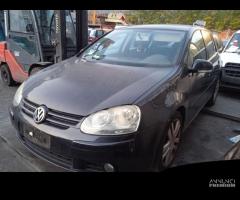 VOLKSWAGEN GOLF 5 2.0 TD 2004 BKD PER RICAMBI