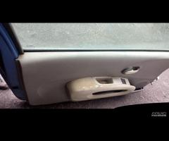 Porta anteriore sx 3p Nissan Micra blu