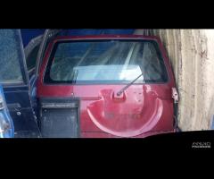 Portellone posteriore Mitsubishi Pajero rosso