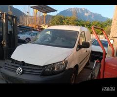 VOLKSWAGEN CADDY 1.6 TD 2011 CAY PER RICAMBI