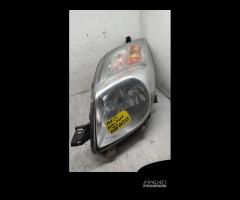 FARO ANTERIORE SINISTRO TOYOTA Yaris Serie (05>08)