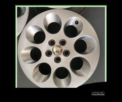 Cerchio Singolo in Lega ALFA ROMEO 147 (W8) (dal 0 - 3