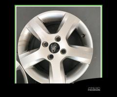 Cerchio Singolo in Lega FORD FIESTA (CBK) (dal 03/