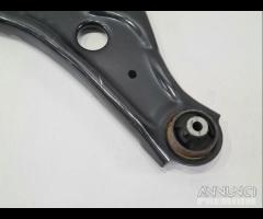 BRACCIO OSCILLANTE ANTERIORE SINISTRO RENAULT Kadj