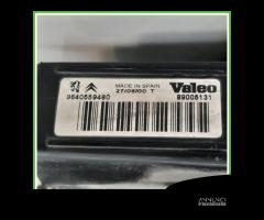 Faro Fanale Proiettore Destro DX VALEO 89005131 PE