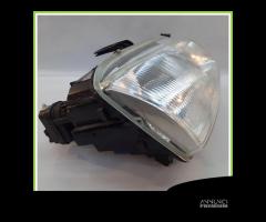 Faro Fanale Proiettore Destro DX VALEO 88204649 RE - 5