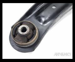 BRACCIO OSCILLANTE ANTERIORE SINISTRO HYUNDAI i20 - 12