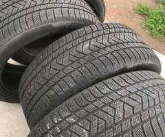 4 gomme usate invernali 265 50 20 Pirelli