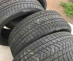 4 gomme usate 315 40 22 e 285 35 22 Pirelli