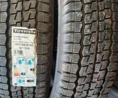 Coppia pneumatici nuovi 205 65 16c Firestone