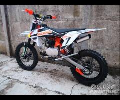 NUOVE Pit bike 125 REPLICA KTM Redbull RUOTE 17/14