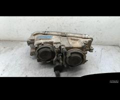 FARO ANTERIORE DESTRO VOLVO V40 Serie (03>04)