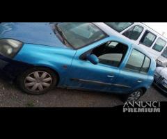 Renault Clio 5porte PER RICAMBI