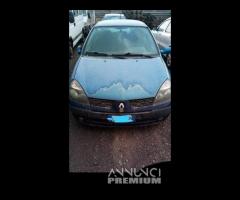 Renault Clio 5porte PER RICAMBI