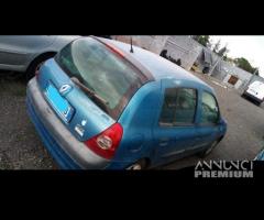 Renault Clio 5porte PER RICAMBI