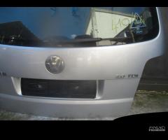 PORTELLO POST VOLKSWAGEN TOURAN 2.0 TDI 2005 BKD 4