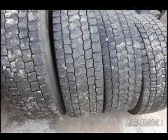 4 gomme usate 265 70 19.5 good year