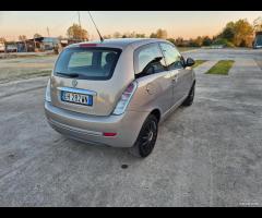 Lancia Ypsilon 1.2 69 CV Diva - 8