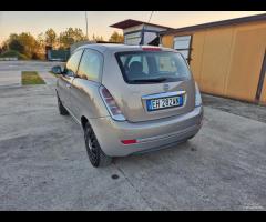 Lancia Ypsilon 1.2 69 CV Diva - 10