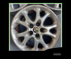 Cerchio Singolo in Lega ALFA ROMEO 147 (W8) (dal 1