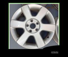 Cerchi in Lega VOLKSWAGEN TOURAN (1T) (dal 02/2003 - 4