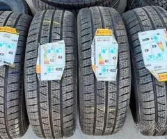 4 gomme nuove 205 70 15c Pirelli