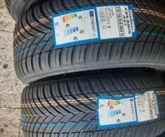 4 gomme nuove 215 45 16 toyo